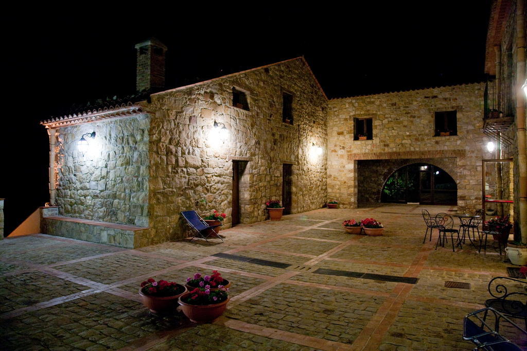 Masseria Rocca Di Gonato Castelbuono  Exteriör bild